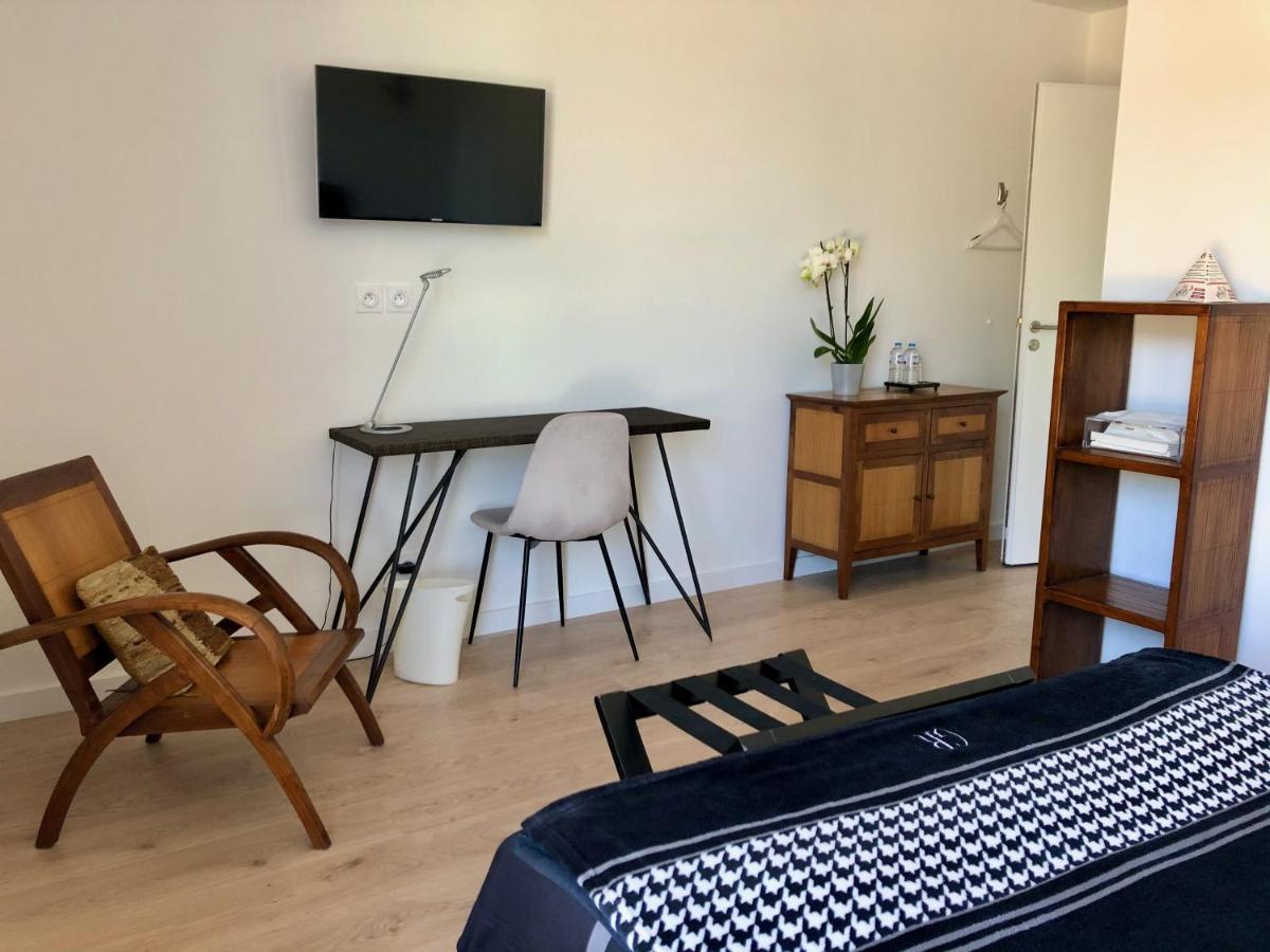Hotelya - Lille Villeneuve D'Ascq Экстерьер фото